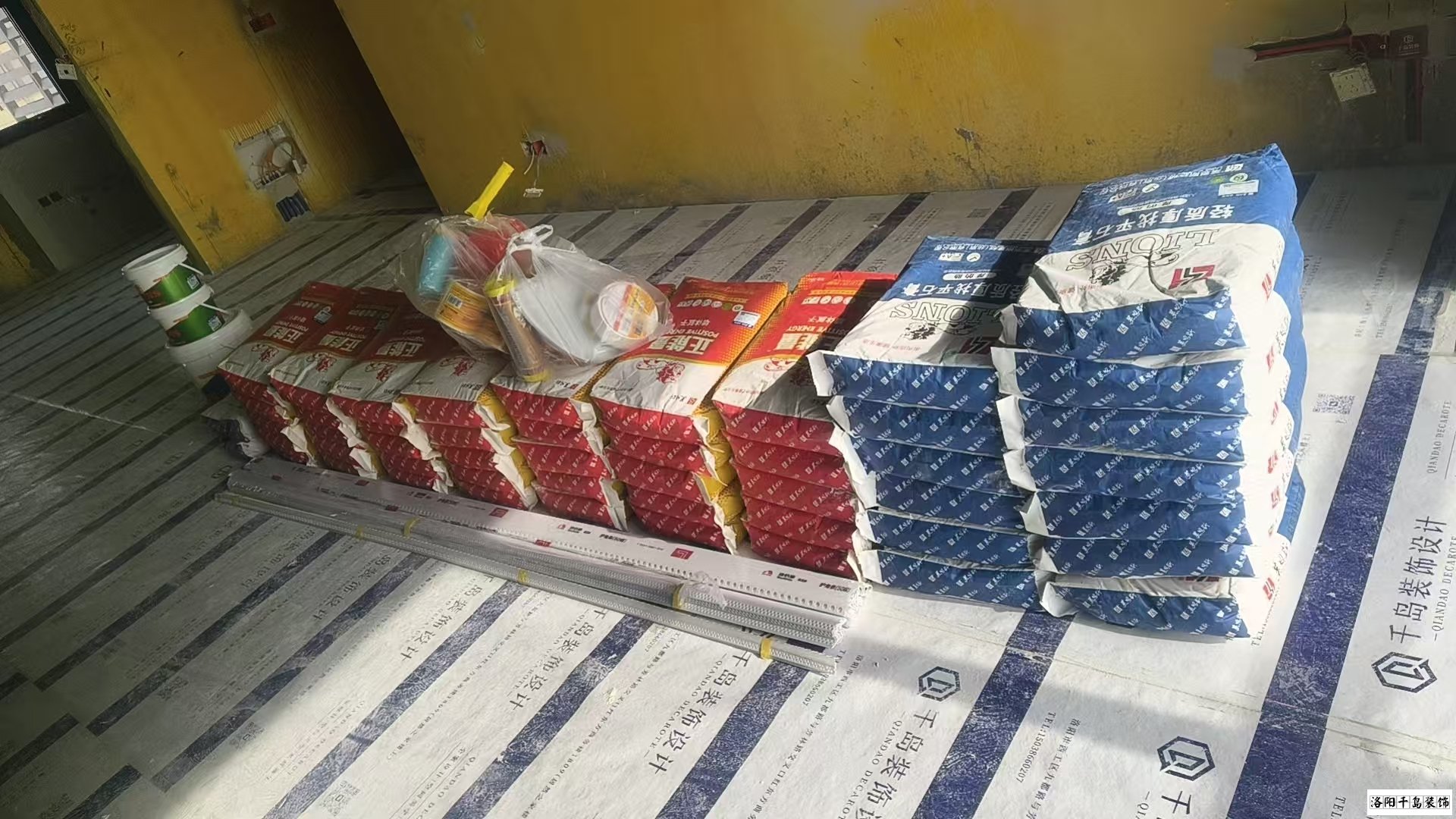 洛陽(yáng)千島裝飾油漆工施工現(xiàn)場(chǎng)